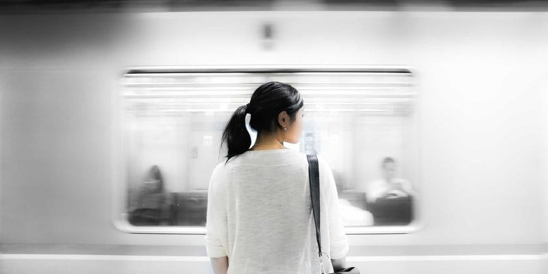 从基林卡利南钻石看王室珠宝：设计作品如何成为国家形象的数字艺术创作